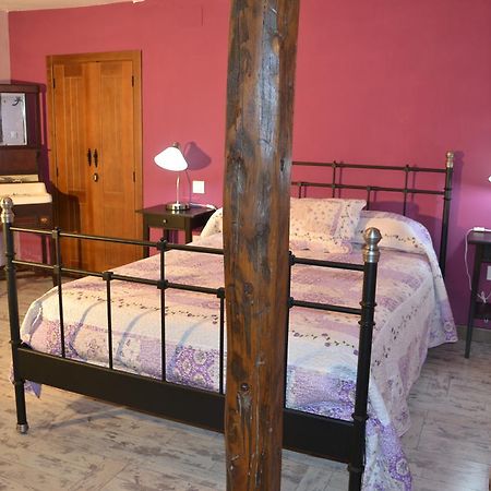 Hostal El Pajar de la Abuela Arcas Habitación foto
